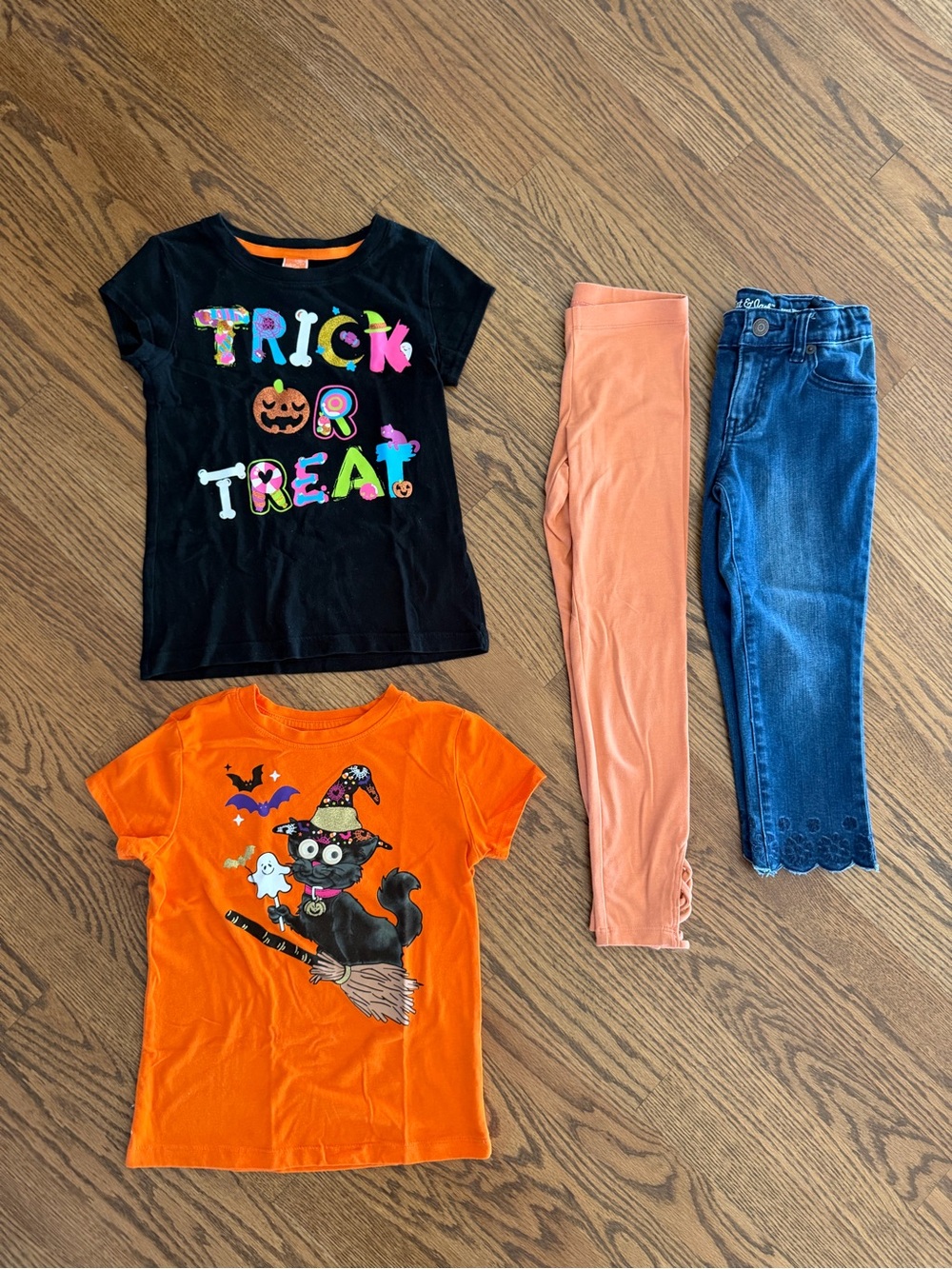Size 6 Girls Halloween Shirt / Pants Bundle (4 pieces)